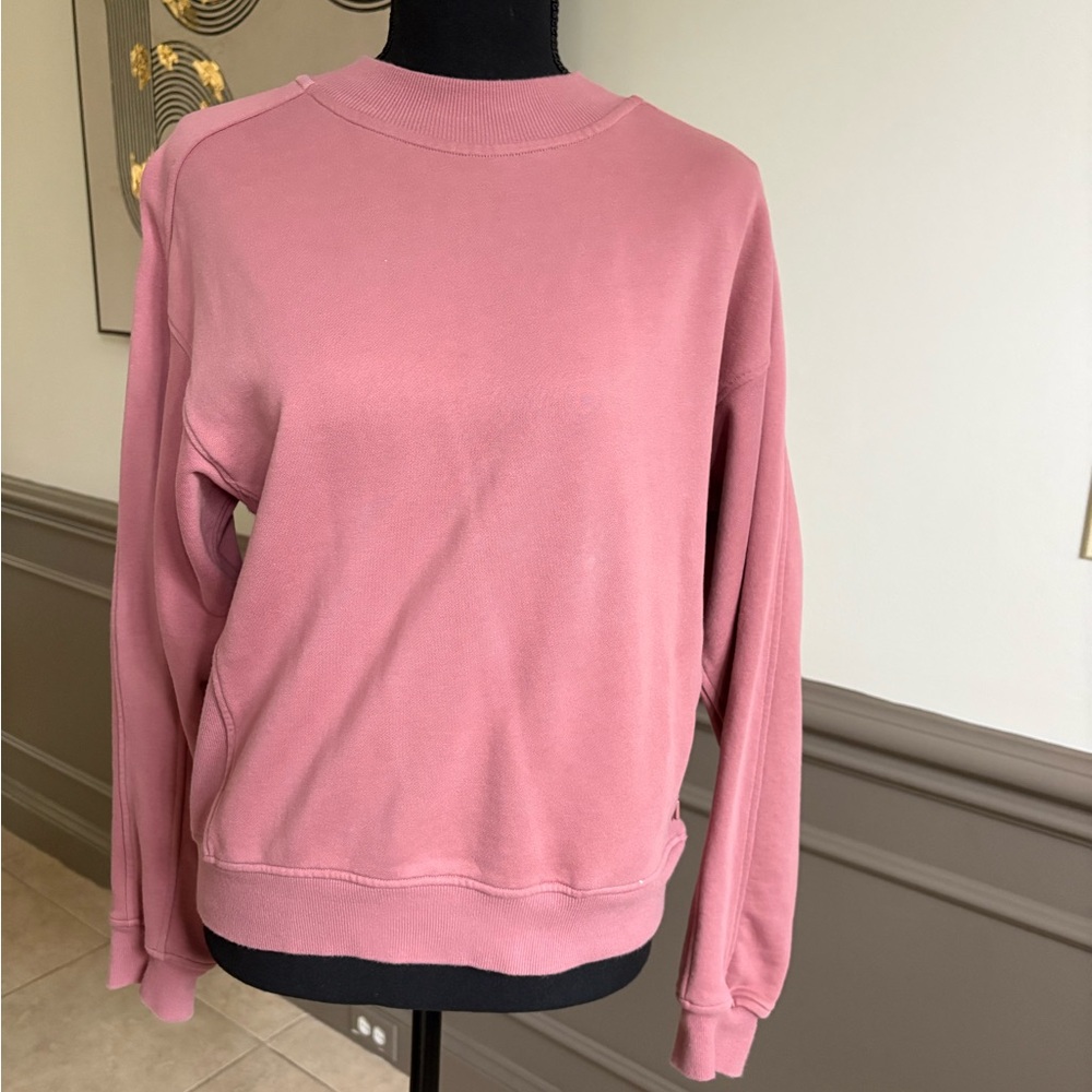 Lululemon Athletica Dusty Rose Crewneck
